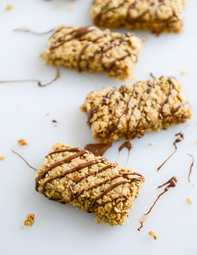 Pistachio Granola Bars