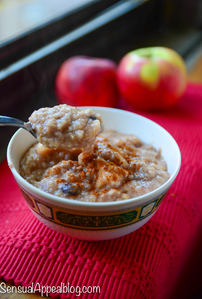 Slow Cooked Apple Oats
