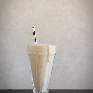 Vanilla Cashew Shake