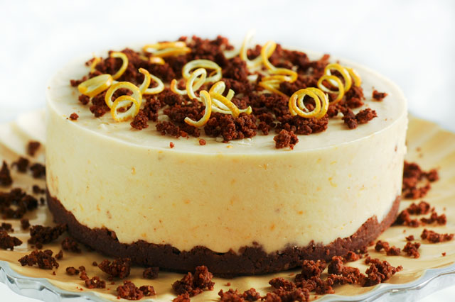 Raw Orange Chocolate Cheesecake