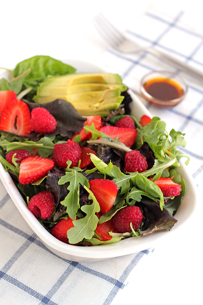 Berry Salad with Sweet Chipotle Dressing